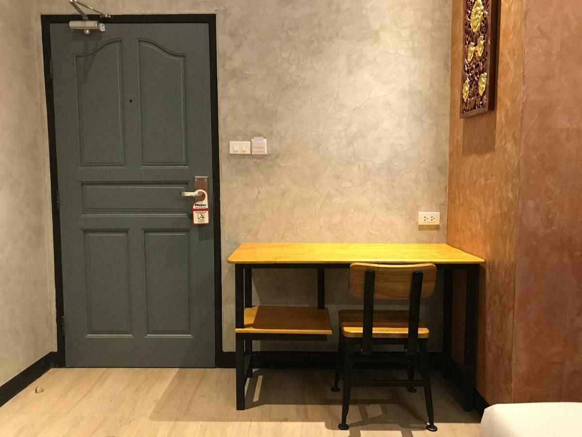 Hostel Center Point Plaza Bangkok Zewnętrze zdjęcie